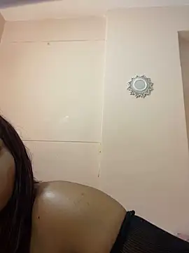 Snapshot of ItsLeyaa chatting on March 2025 04:08:02 AM ItsLeyaa online show from March 2025 04:08:02 AM