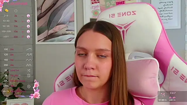 Snapshot of AliceBrayan chatting on March 2025 03:35:01 PM AliceBrayan online show from March 2025 03:35:01 PM