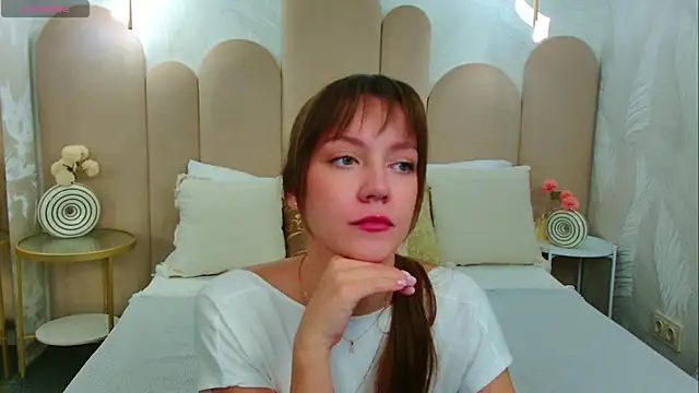 AliceBrayan online show from April 2026 05:10:02 PM