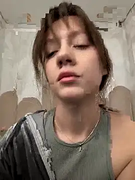 AliceBrayan online show from May 2026 05:07:02 PM