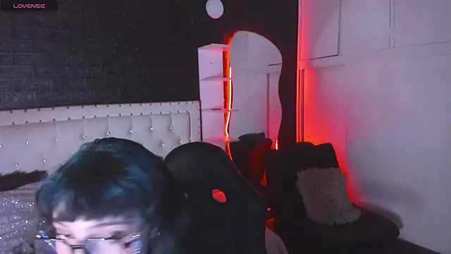 Ghosty Doll online show from February 2025 08:03:02 PM