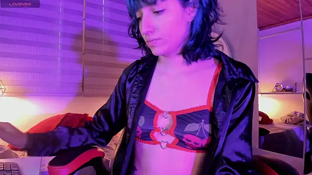 Ghosty Doll online show from April 2026 01:15:01 PM