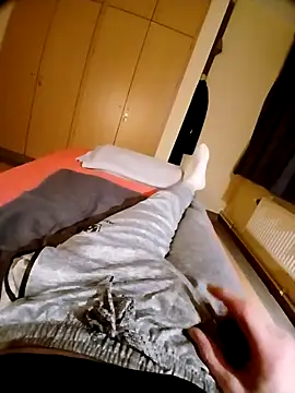 pascalino100 online show from February 2026 09:16:01 PM