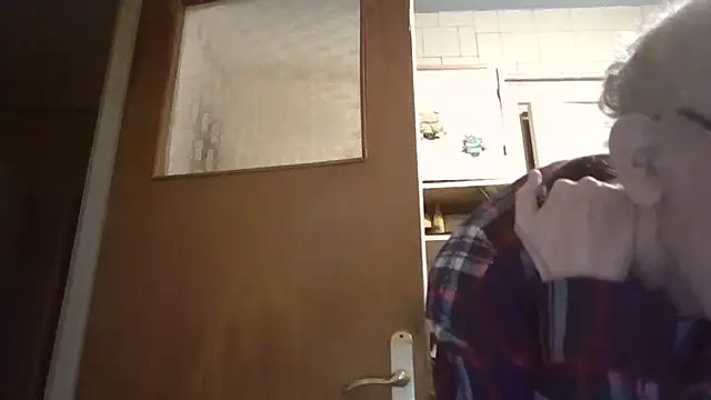 mariusica1xh online show from March 2026 05:38:01 PM