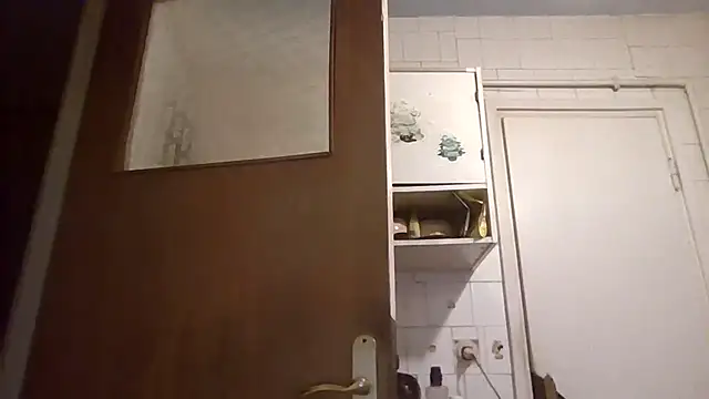 mariusica1xh online show from April 2026 09:35:01 PM