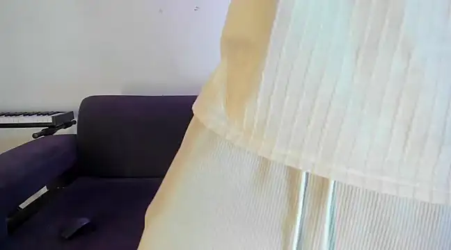 Henrikk senn online show from December 2024 01:40:02 AM