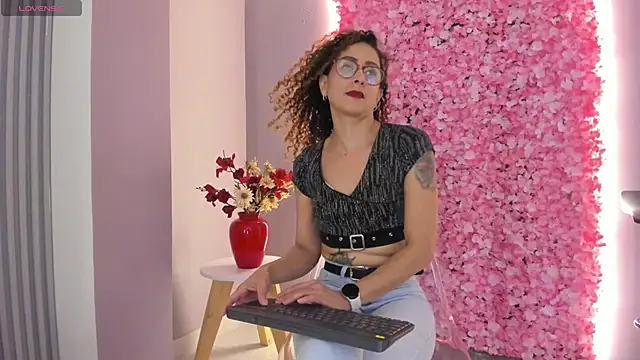 Angela donnato online show from January 2025 03:55:01 AM