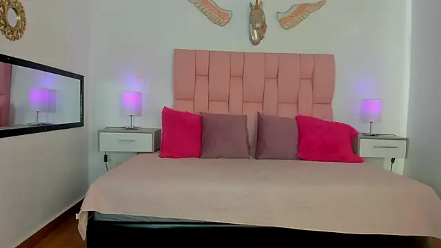 Snapshot of Little_Venus03 chatting on September 2025 01:10:01 PM Little Venus03 online show from September 2025 01:10:01 PM