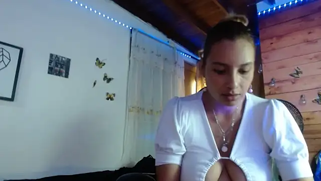 mykaelahoney online show from July 2026 06:20:01 PM