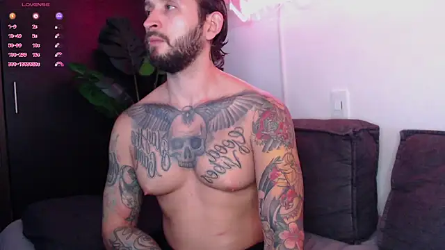 Snapshot of marco_allison43 chatting on November 2025 08:22:02 PM marco allison43 online show from November 2025 08:22:02 PM