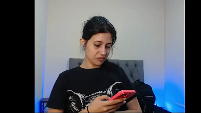 Snapshot of bellatrix25 chatting on March 2026 03:39:01 PM bellatrix25 online show from March 2026 03:39:01 PM