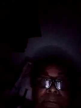 CafeCaliente69 online show from October 2025 03:45:01 AM