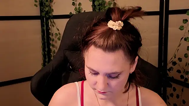 Snapshot of Diana_Flower chatting on February 2026 09:15:01 AM Diana Flower online show from February 2026 09:15:01 AM