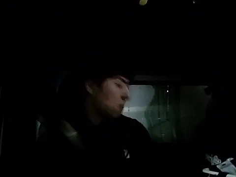 whitebriefboy online show from May 2026 06:01:01 PM