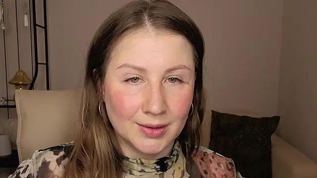 Snapshot of Helens_love chatting on April 2026 02:35:01 AM Helens love online show from April 2026 02:35:01 AM