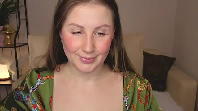 Snapshot of Helens_love chatting on April 2026 08:41:01 AM Helens love online show from April 2026 08:41:01 AM
