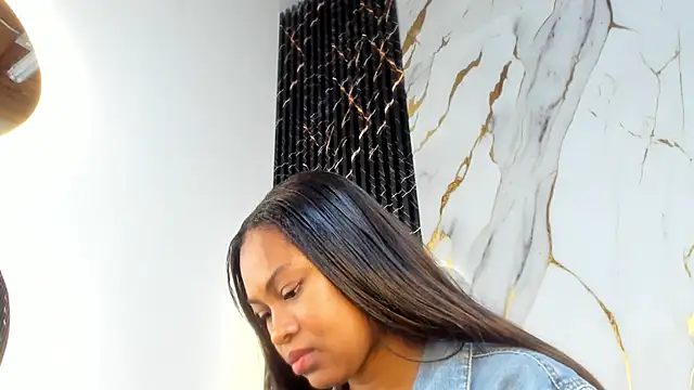 Snapshot of ebony_hot1 chatting on December 2025 03:29:01 PM ebony hot1 online show from December 2025 03:29:01 PM