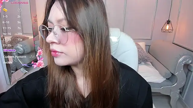 Lanna18 online show from October 2025 11:55:02 AM