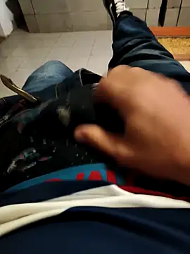 ReyDeCora online show from November 2025 04:02:02 AM