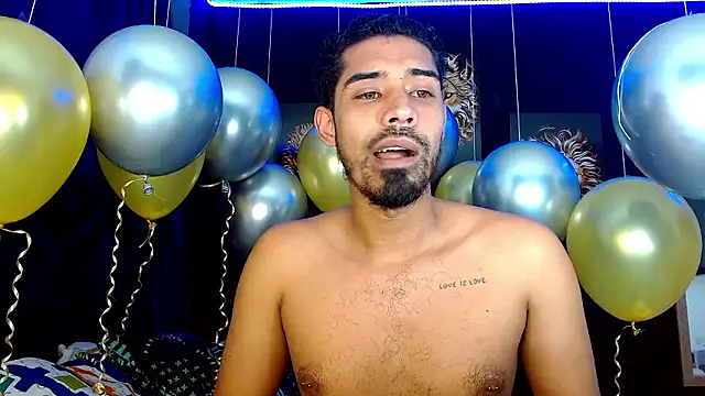 Snapshot of ryanse_hot chatting on December 2024 04:17:01 PM ryanse hot online show from December 2024 04:17:01 PM