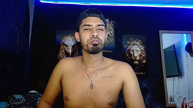 Snapshot of ryanse_hot chatting on February 2025 06:20:01 PM ryanse hot online show from February 2025 06:20:01 PM
