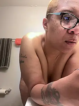 SexyHoneyRedd online show from March 2026 10:21:02 AM