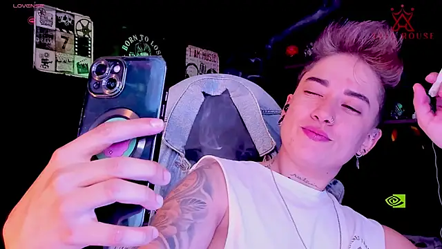 AxelRouse 1 online show from September 2025 06:34:01 PM