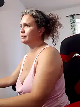 helenca43 online show from January 2025 02:57:01 PM