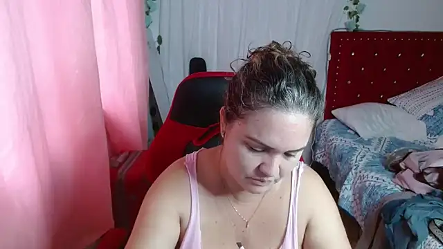 helenca43 online show from September 2025 11:25:01 AM