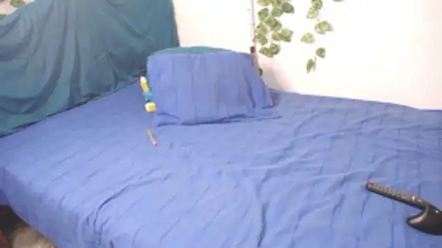 Snapshot of DominaLeona chatting on October 2025 09:15:01 PM DominaLeona online show from October 2025 09:15:01 PM