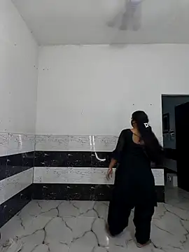 Snapshot of riya190 chatting on October 2025 05:37:02 PM riya190 online show from October 2025 05:37:02 PM