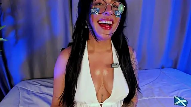 EviePhoenix online show from June 2026 09:35:01 PM