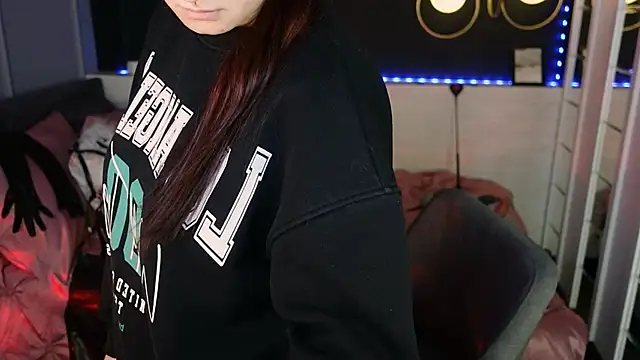 Lily Moonlight online show from February 2026 08:02:01 AM