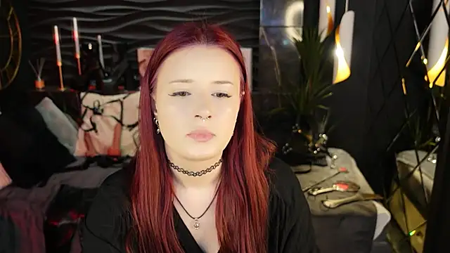 Lily Moonlight online show from May 2026 06:53:01 AM