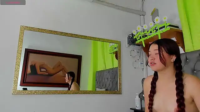 Snapshot of any_rox chatting on February 2025 03:52:01 PM any rox online show from February 2025 03:52:01 PM