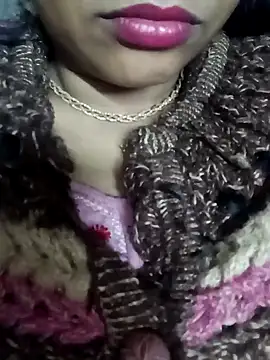 Wifesuman40 online show from December 2024 05:37:01 PM