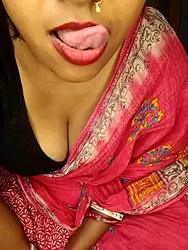 Wifesuman40 online show from December 2024 06:46:01 PM