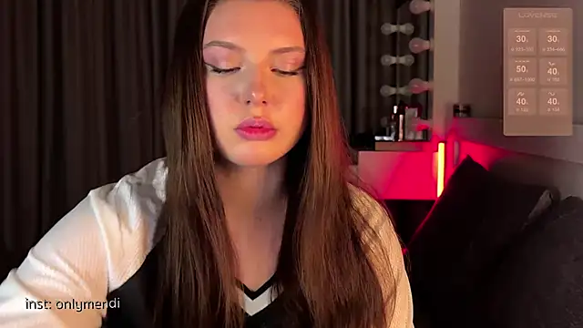 MENNDI online show from February 2025 05:47:02 PM