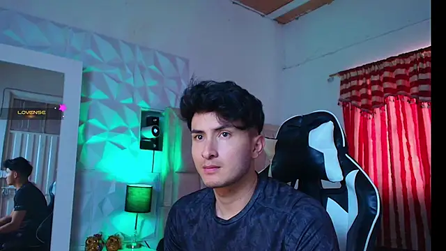 Snapshot of santyago_taylor chatting on January 2025 05:56:01 PM santyago taylor online show from January 2025 05:56:01 PM