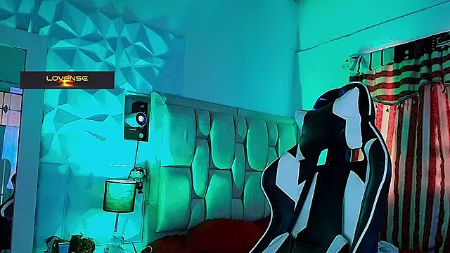 Snapshot of santyago_taylor chatting on March 2025 07:31:02 PM santyago taylor online show from March 2025 07:31:02 PM