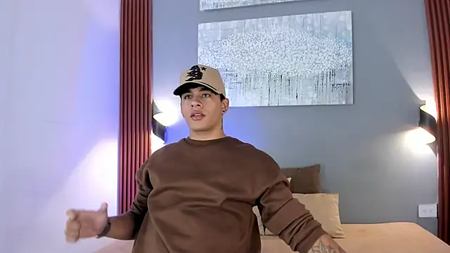 Snapshot of LuciferM_Star chatting on March 2026 04:05:02 AM LuciferM Star online show from March 2026 04:05:02 AM