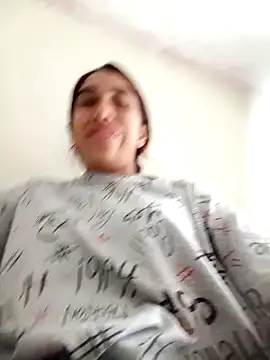 Snapshot of ifeelverywet_andhot chatting on January 2025 03:58:01 PM ifeelverywet andhot online show from January 2025 03:58:01 PM