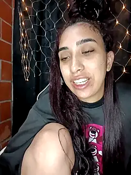 Snapshot of ifeelverywet_andhot chatting on November 2025 06:52:02 PM ifeelverywet andhot online show from November 2025 06:52:02 PM