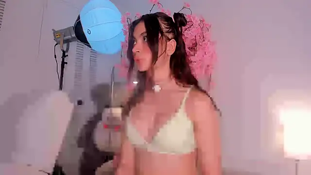 kitty miaa online show from July 2026 02:55:01 PM