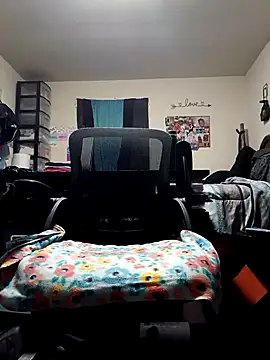 Snapshot of spook90 chatting on November 2025 12:11:02 AM spook90 online show from November 2025 12:11:02 AM