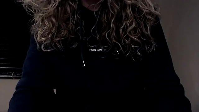 JenniLowen online show from February 2025 11:02:02 PM