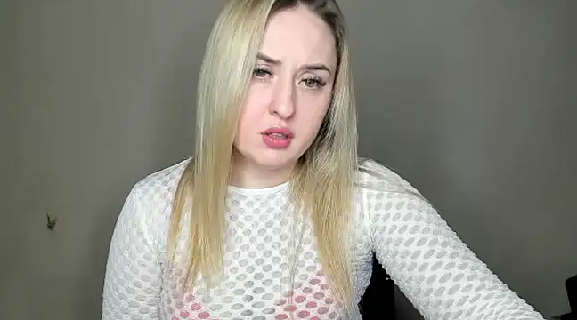 KennaJamess8 online show from February 2025 06:01:02 PM