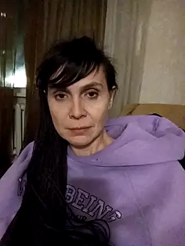 Francenia lolis online show from January 2025 05:15:01 PM