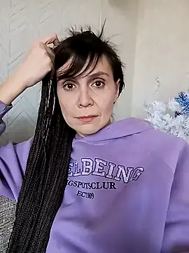 Francenia lolis online show from January 2025 11:44:02 AM