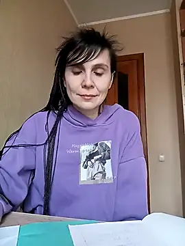 Francenia lolis online show from February 2025 06:56:01 AM